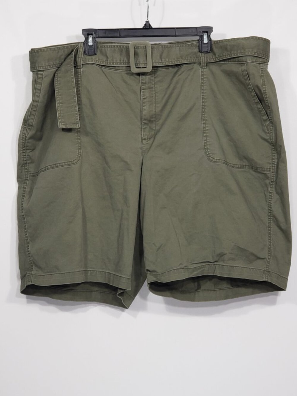 Lane Bryant  Olive Green Chino  Belted Shorts  Plus Size 24 Women's 10" inseam